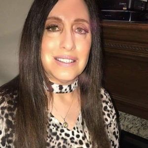 Meet your Posher, Peggy